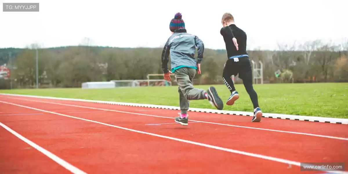 🎮 潮流装备，释放你的运动 DNA！👟